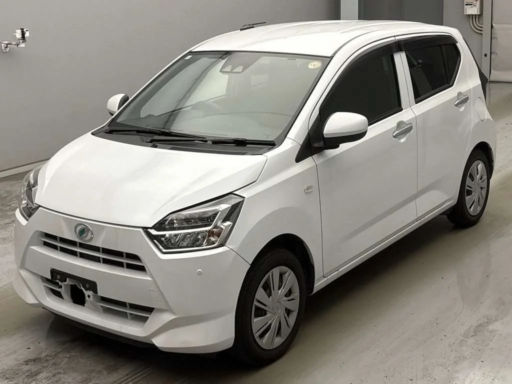 Daihatsu Mira e:S LA350S 2022